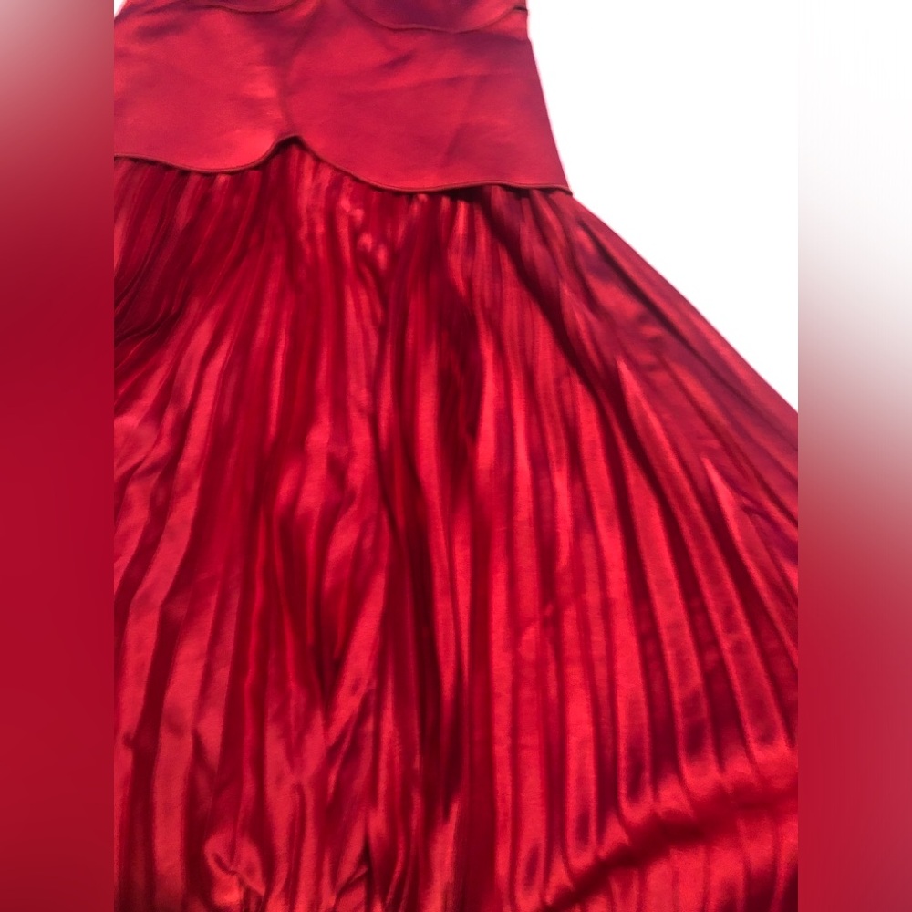 NWT Donnee Par Dieu Red Sleeveless Pleated Prom Lace Up Maxi Dress size L - Picture 9 of 12